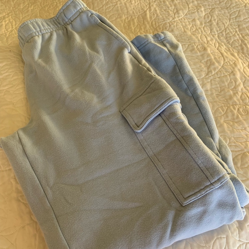 Aritzia Mega Cozy Fleece Mega Cargo Sweatpant